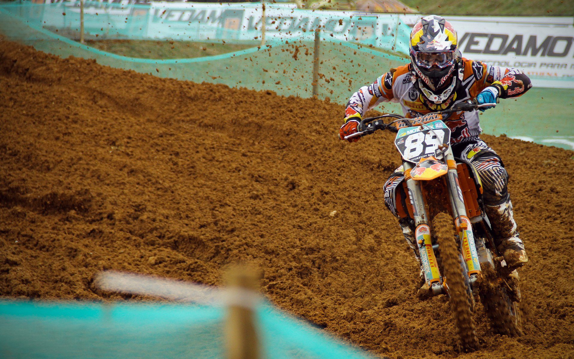 _新媒体赛：借助直播、短视频传递比赛精彩_，新媒体直播大赛的策划与脚本